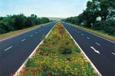 4 top NHAI officials booked on graft charges