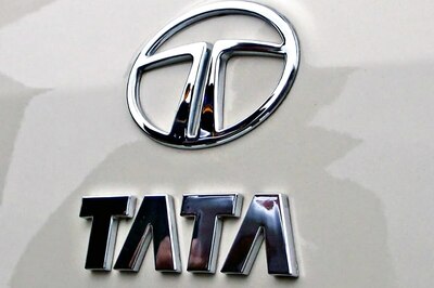 Tata Motors Partners With HDFC Bank to Offer Festive Finance Offers For Car Buyers