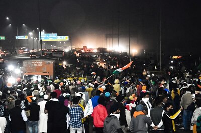 Protesting Farmers Perform 'Havan' as Stir Continues at Delhi-Noida Border For Fourth Day