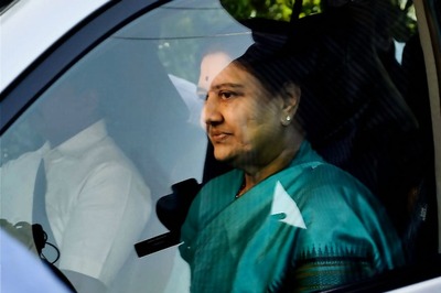 Sasikala, Sidhu, Maya, Lalu: Politicians Who hada to Step Down After Court Convictions