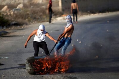 Israeli Forces Kill Palestinian in Clash With Stone-throwers