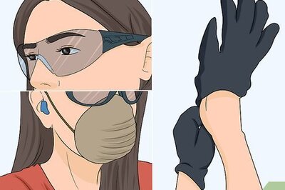 How to Apply Putty on Walls