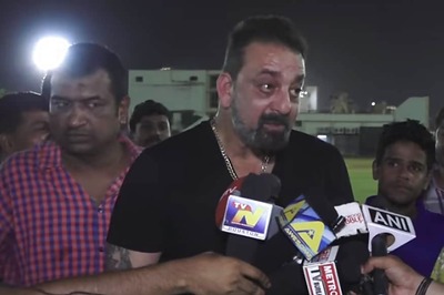 Sanjay Dutt Gets Angry, Walks Out After Questions About Madhuri Dixit; Watch Video