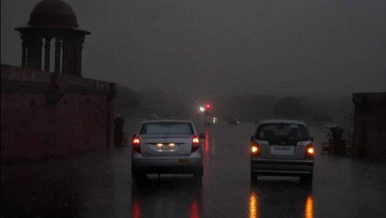 Chill continues in Delhi, Met department predicts more rain, thunderstorm in the capital