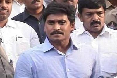 Jagan postpones 'Odarpu Yatra' to July 8