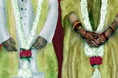 Christian-Muslim couple wed Hindu way