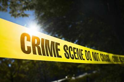 Saudi Official Says Two Extremists Killed Inside Their Car