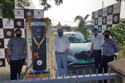 MG Motor India Inaugurates Agra's First 60KW Superfast DC Charger in Partnership With Tata Power