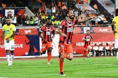 ISL 2015 hits midway: Pune's consistency, Chhetri's dream start and Kerala's miserable run