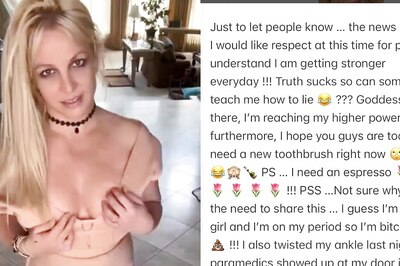 Britney Spears Walks Out of Hotel Topless After 'Fight' With Boyfriend; Ambulance Called; Singer REACTS