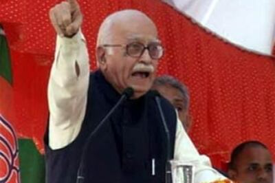Advani wins Gandhinagar by over 100,000 votes