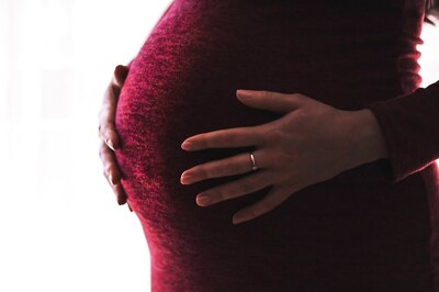 Pregnant Canadian Woman Baffled as Her Indian In-Laws Demand Brand New iPhones