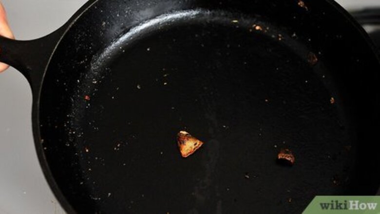 How to Clean Your Cast Iron Skillet or Pot After Daily Use