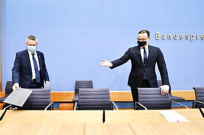 Merkel To Meet With German Mayors As Virus Numbers Rise