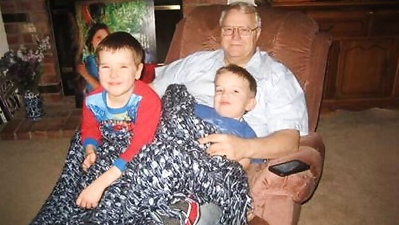 US: Man who killed self, sons in fire left voicemail
