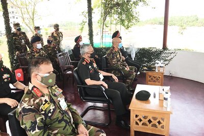 Army Chief Gen Naravane Interacts with Officers of Bangladesh Army