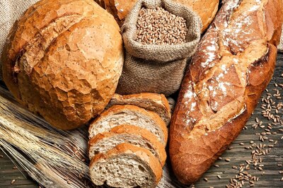 Does Garlic Bread Really Have Garlic? You May Know Soon as Govt Plans to Regulate Speciality Breads