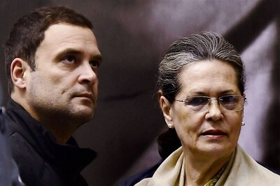 Sonia Gandhi's Foreign Origin Raked up Again as PM Modi Dares Rahul