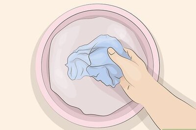 How to Quickly Remove Dry Erase Marker Stains from Clothes