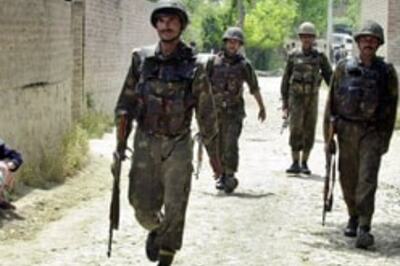 Taxi drivers lash out at Army in J&K