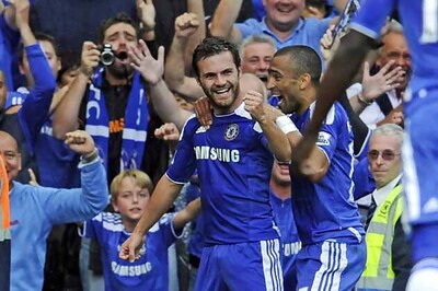 Mata suffers suspected broken finger