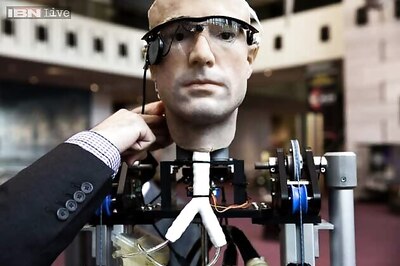 'Bionic man' makes debut at Washington's Air and Space Museum