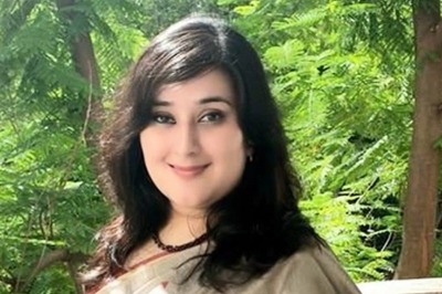 Sushma Swaraj's Daughter Hits Out At 'Jhagdalu', 'Nikammi' AAP Govt Over Delhi Services Law