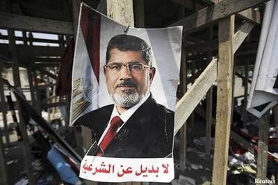 Egypt court acquits Morsi critics of inciting violence