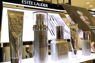 Estee Lauder posts 32% fall in sales, to cut up to 2,000 jobs