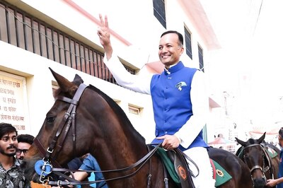 BJP MP Naveen Jindal Reaches Haryana Polling Station On Horse, Says 'It's Considered Auspicious' | Video