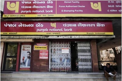 Ahead of Polls, UP Govt to Train 58,000 Women for Banking Correspondent Posts