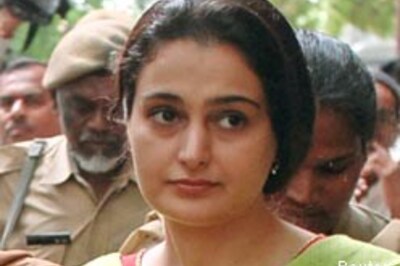 Cong MP to get Monica Bedi a house in Mumbai