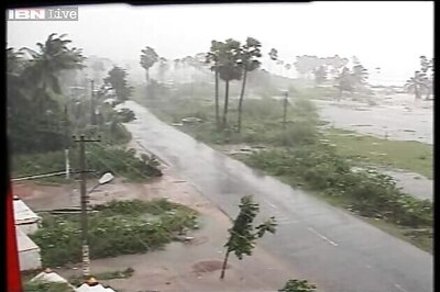 PM assures Andhra Pradesh CM of all support as Hudhud strikes