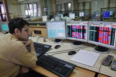 Sensex, Nifty Flat as Gains in Reliance Offset Weakness in Banks