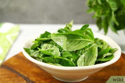 How to Make Basil Oil
