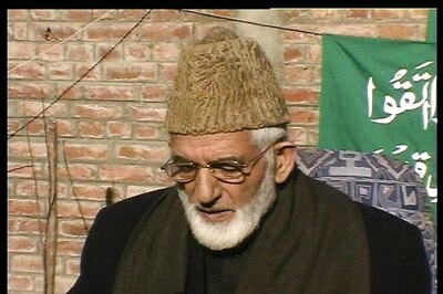 Geelani thanks Pak PM Sharif for adopting a hardline approach on Kashmir