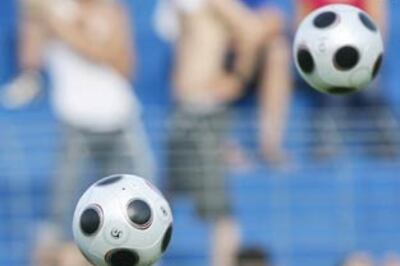 Bayern II sweep aside East Bengal