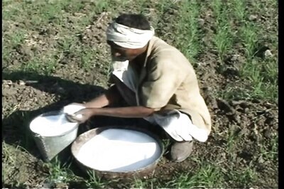Govt Acts on Farmers' Call, GST on Fertilizers Reduced From 12% to 5%