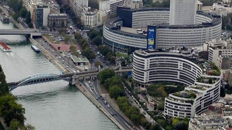 Fire breaks out at iconic French radio building 'Maison de la radio'