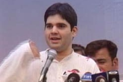 EC seeks report on Varun Gandhi 'communal' remarks