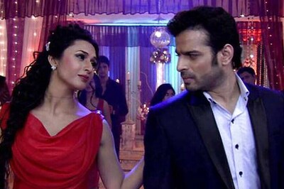 Divyanka Tripathi, Karan Patel, Ekta Kapoor Chill In Australia While Shooting