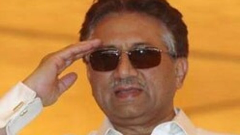 Youths burn Musharraf effigy