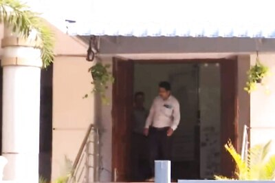 I-T Officials Conduct Searches at Premises Linked to DMK MP Jagathrakshakan