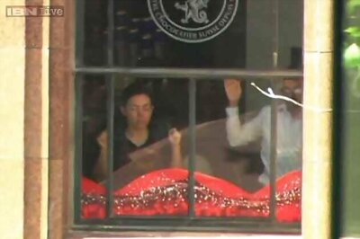 Radio host speaks to hostage in Sydney cafe