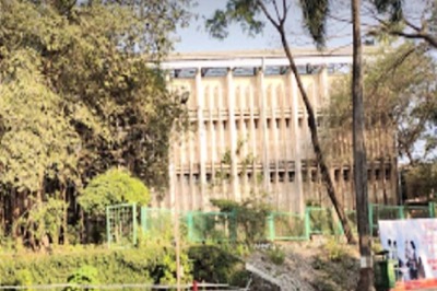 News 18 Afternoon Digest: IIT Bombay Student Dies by Suicide, Blames Depression; Telangana Govt Extends Holidays for Schools