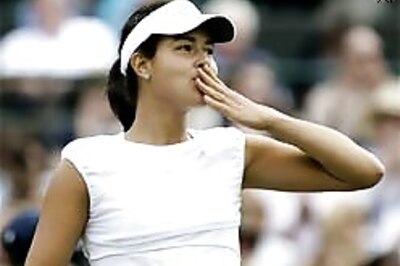 Wimbledon: Djokovic out , Federer enters third round