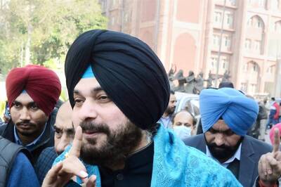 Exclusive | 'Only Big B, Sonia Gandhi Can Silence Me': Sidhu Evasive on Punjab CM Face Issue, Says He's Not Afraid of 'Mafia'
