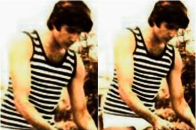 Amitabh Bachchan Leaves Netizens in Splits as He Shares His 'Bikini' Pic