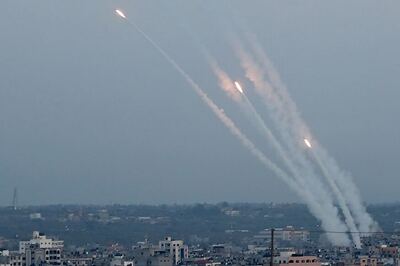 Israeli Aircraft Attacks Several Sites in Hamas After Rocket Fire from Gaza Amid Netanyahu's Threat