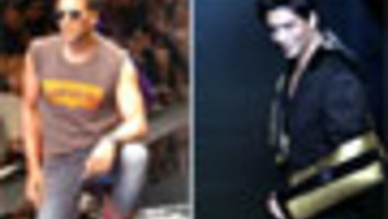 Pics: Injured SRK, dapper Akshay scorch LFW ramp